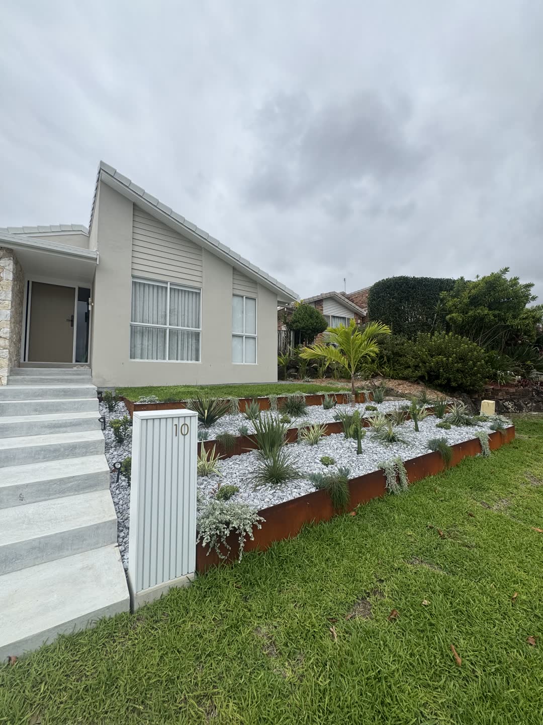 St Johns Robina, tiered coastal landscape